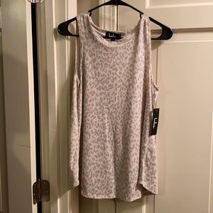 Small women’s cheetah print shirt, lulu’s